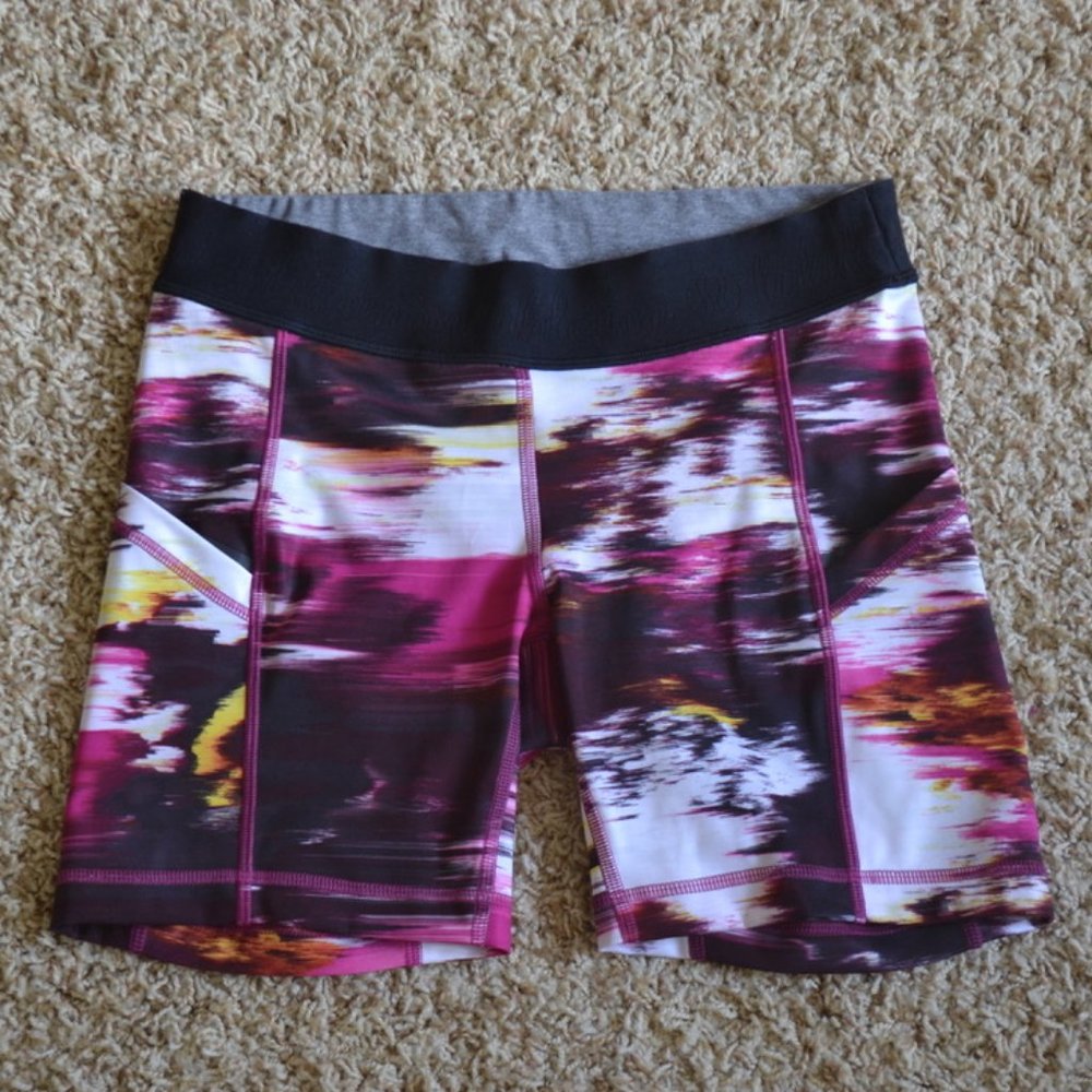 Lululemon Short
